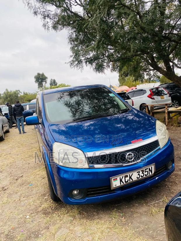 Nissan Lafesta 2010 Blue