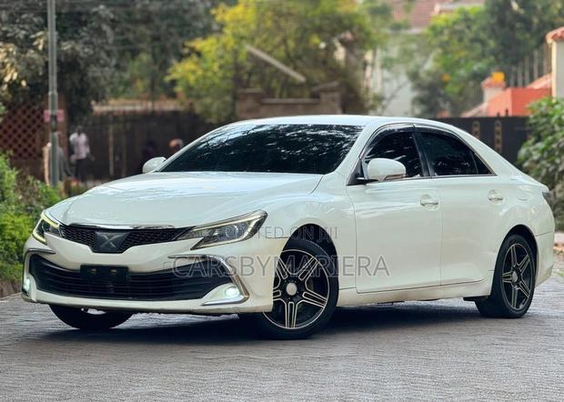 Toyota Mark X 2.5 RWD 2016 White