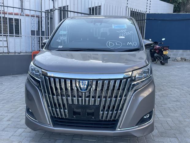 Toyota Esquire 1.8 FWD Hybrid (7 seater) 2019 Gray