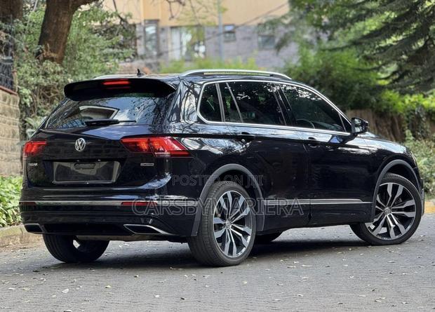 Volkswagen Tiguan 2.0T SE AWD 4MOTION 2019 Black