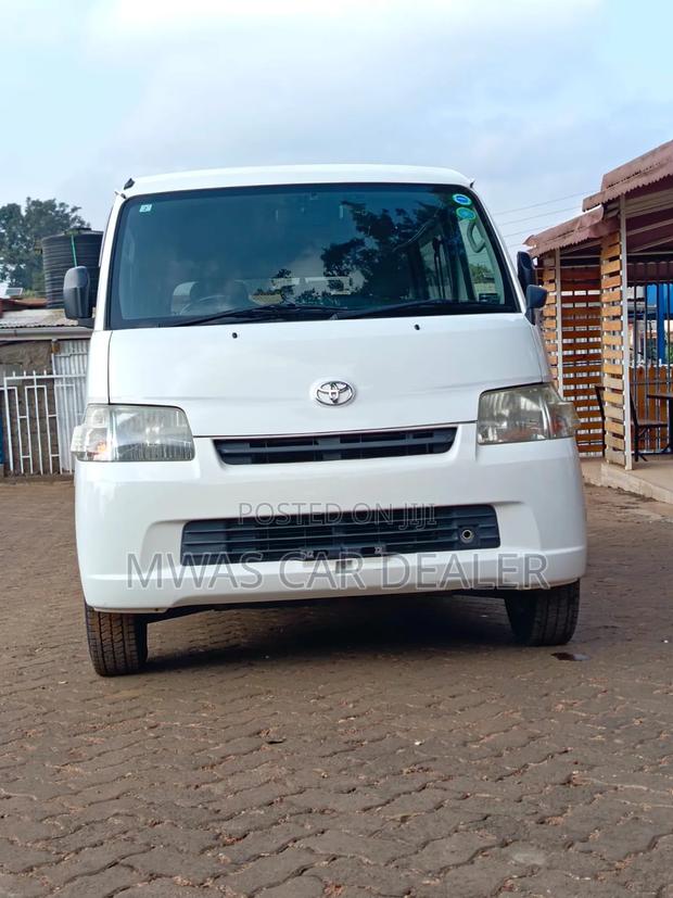 Toyota Toyoace 2019 White