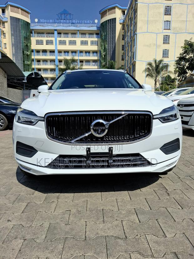 Volvo XC60 2019 White