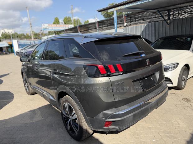 Peugeot 3008 2019 Gray