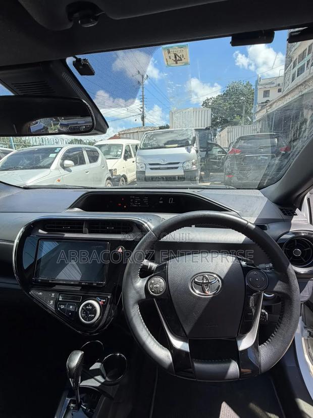 Toyota Aqua 2019 White