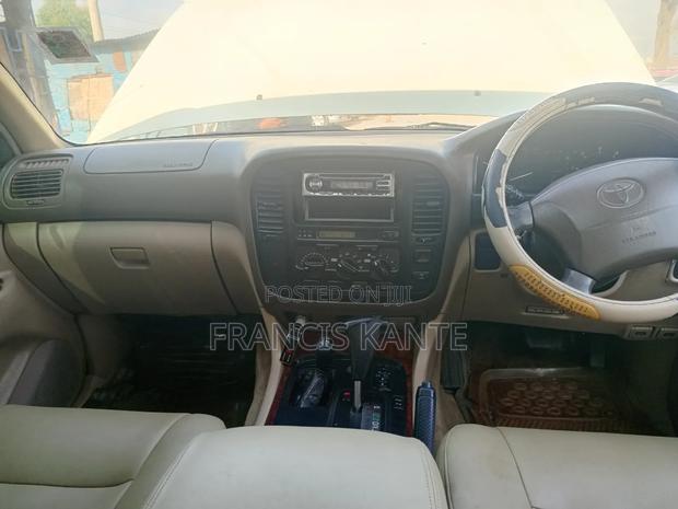 Toyota Land Cruiser 2009 Silver