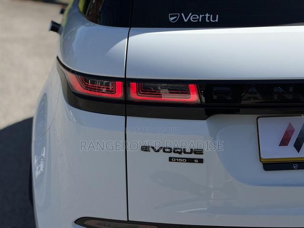 Land Rover Range Rover Evoque SE 4x4 5-Door 2019 White
