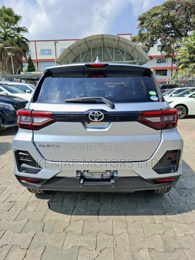 Toyota Raize 1.0 FWD 2020 Silver