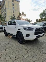 Toyota Hilux 2022 White for sale