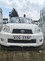 Toyota Rush 2011 Pearl for sale