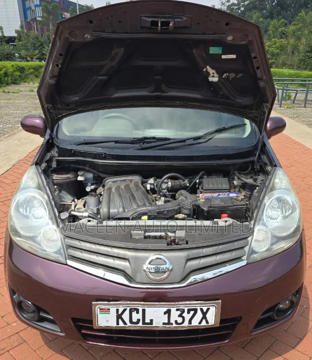 Nissan Note 2011 Maroon