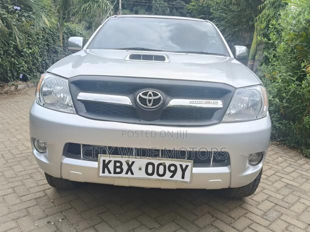 Toyota Hilux 2007 Silver