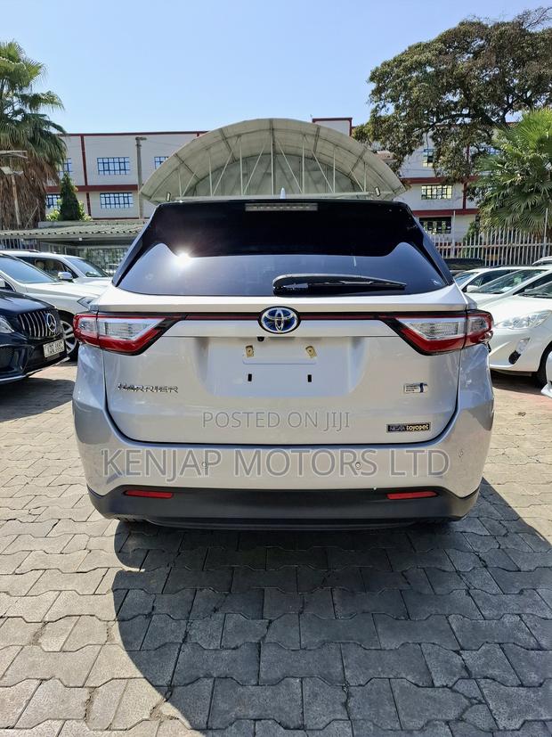 Toyota Harrier 2019 Silver