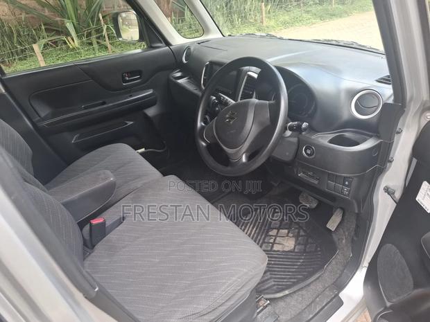 Suzuki Spacia 2017 Silver
