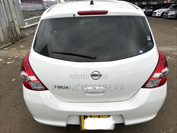 Nissan Tiida 2012 White