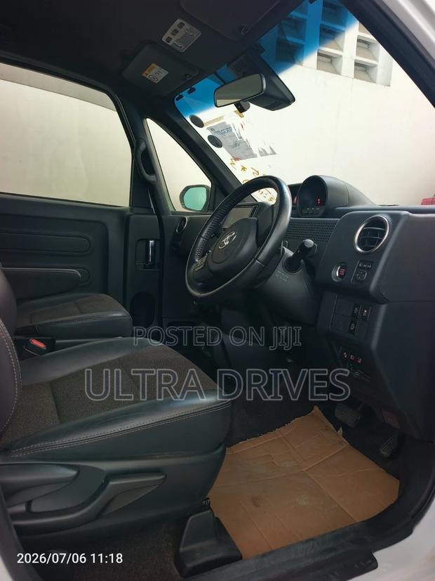 Toyota Spade 2019 White