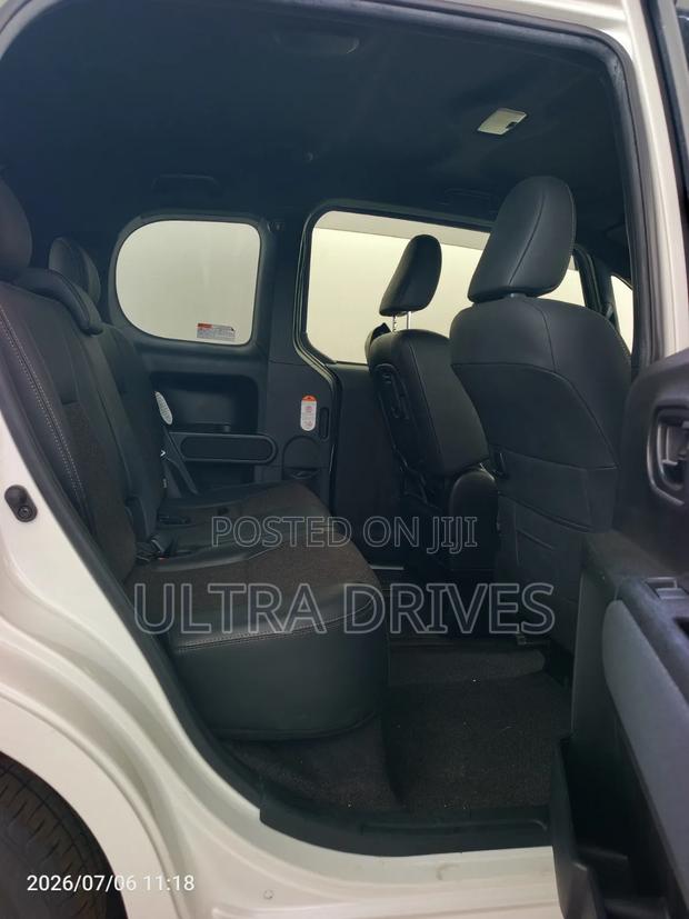 Toyota Spade 2019 White