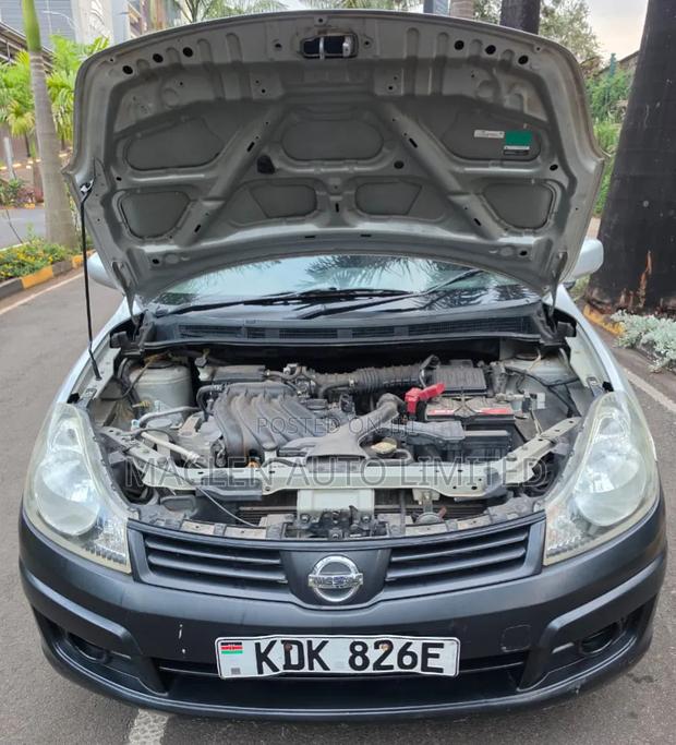 Nissan Advan 2015 Silver