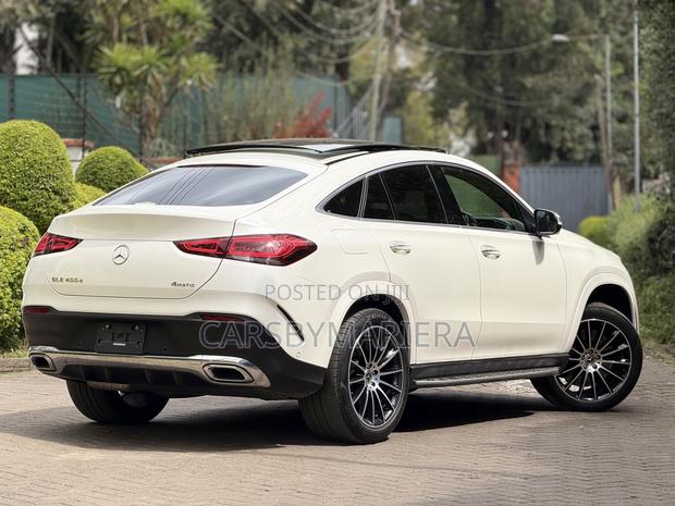 Mercedes-Benz GLE-Class GLE 400d 4MATIC 2020 Pearl