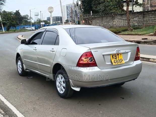 Toyota Corolla 2006 Gold