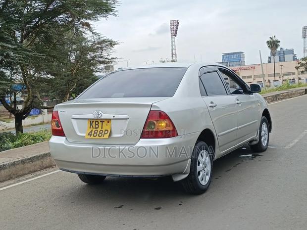 Toyota Corolla 2006 Gold