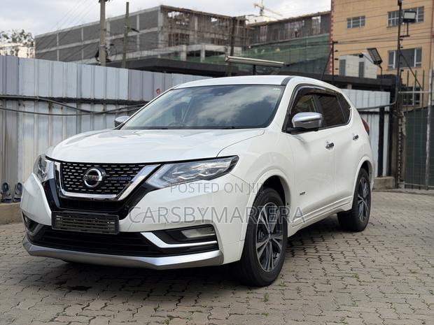 Nissan X-Trail 2.0 Hybrid AWD 2019 White