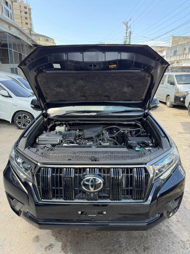 Toyota Land Cruiser Prado 4.0 Petrol TX 2020 Black