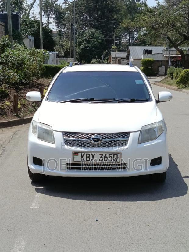 Toyota Corolla Fielder 2006 White