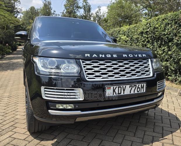 Land Rover Range Rover Vogue 2014 Black
