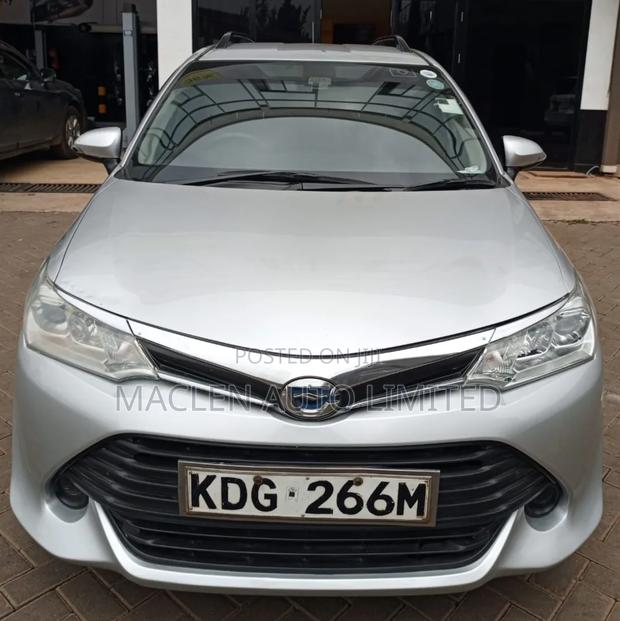 Toyota Corolla Fielder 2014 Silver