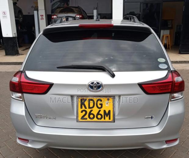 Toyota Corolla Fielder 2014 Silver