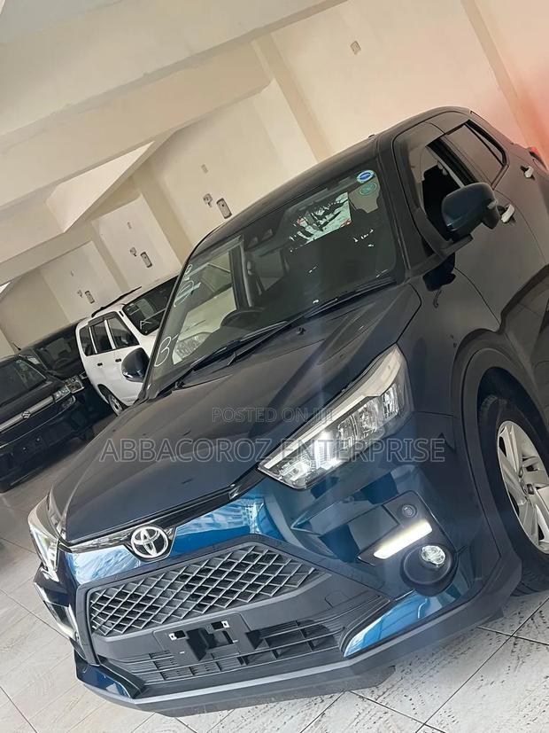 Toyota Raize 2020 Blue