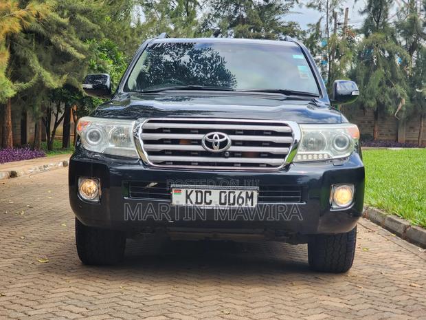 Toyota Land Cruiser Prado 2013 Black