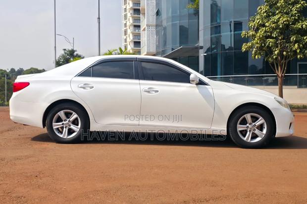 Toyota Mark X 2010 White