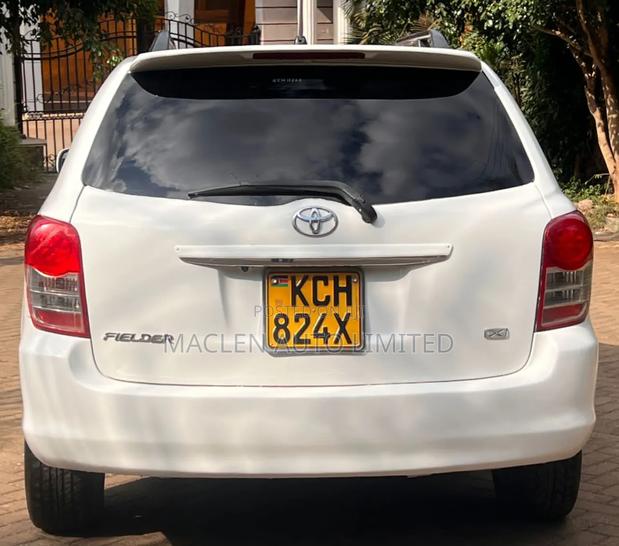 Toyota Corolla Fielder 2009 White
