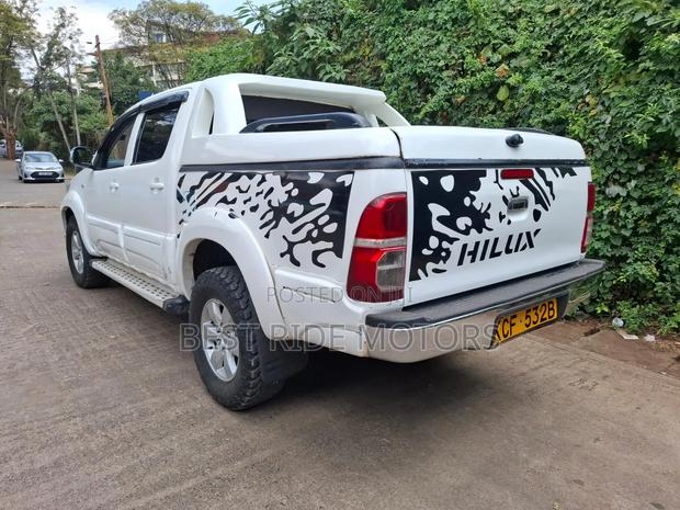 Toyota Hilux 3.0 D-4D Double Cab 2008 White