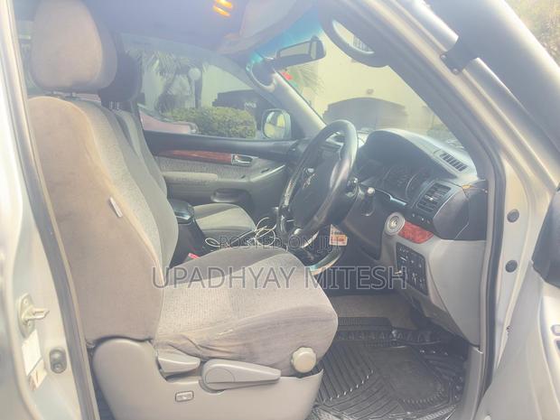 Toyota Land Cruiser Prado 2007 Gray
