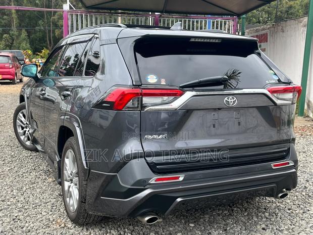 Toyota RAV4 2020 Gray