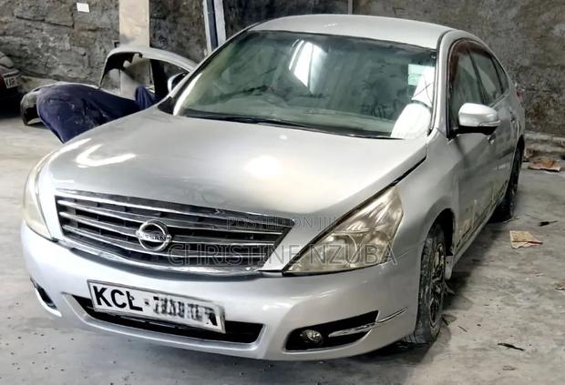 Nissan Teana 2010 Gray