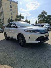 Toyota Harrier 2.0 2019 White for sale