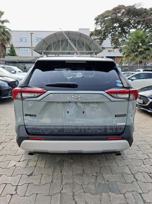 Toyota RAV4 Adventure AWD 2020 Green