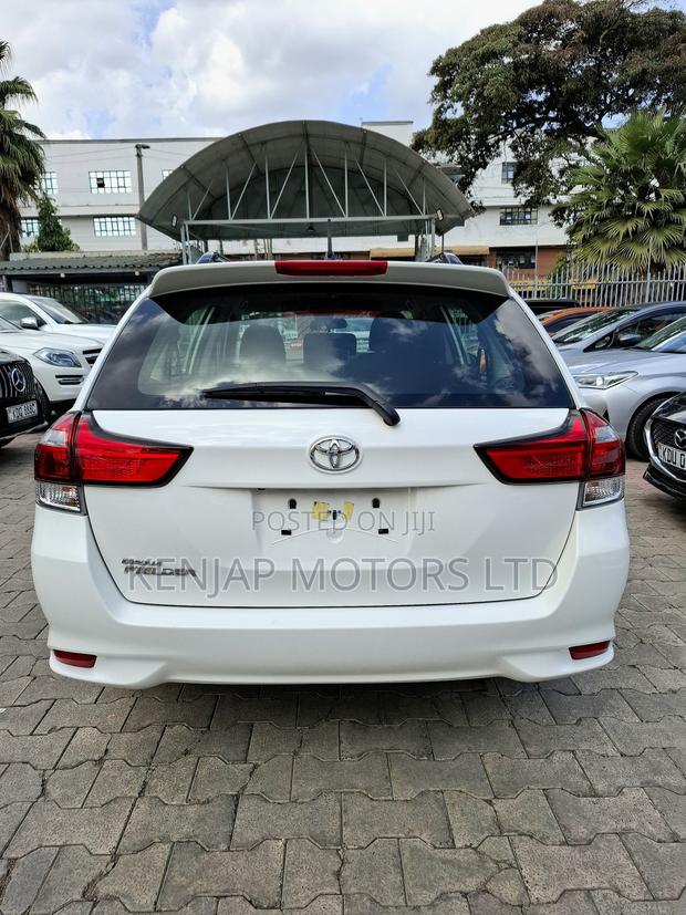 Toyota Corolla Fielder 2020 Pearl