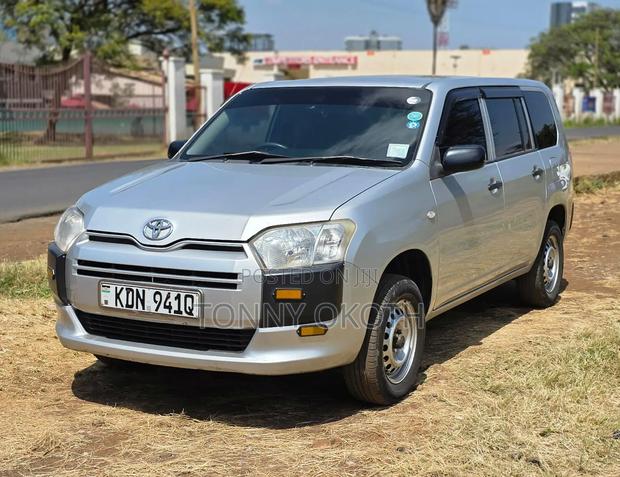 Toyota Probox 2017 Silver