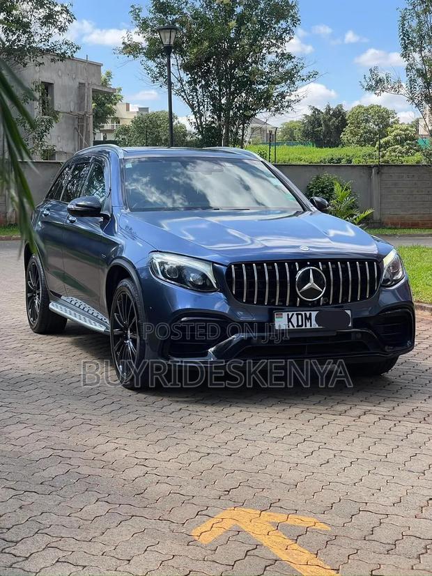 Mercedes-Benz GLC-Class GLC250 Sport Utility 4-Door (2.0L, 4cyl Turbo)