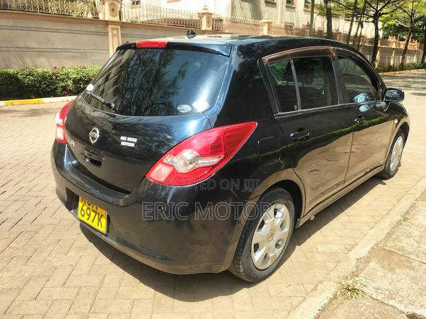 Nissan Tiida 2009 Black