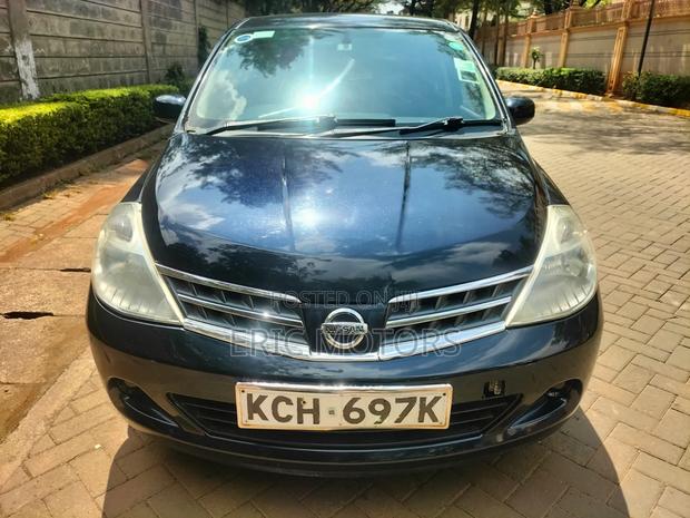 Nissan Tiida 2009 Black