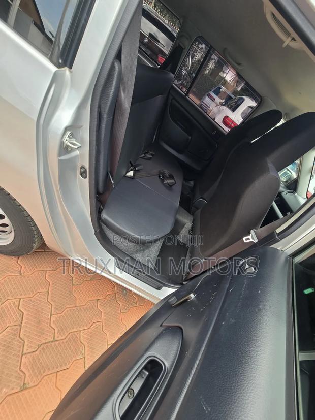 Toyota Probox 2018 Silver