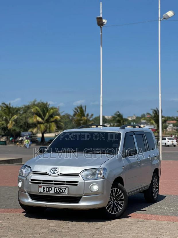 Toyota Probox 2016 Silver