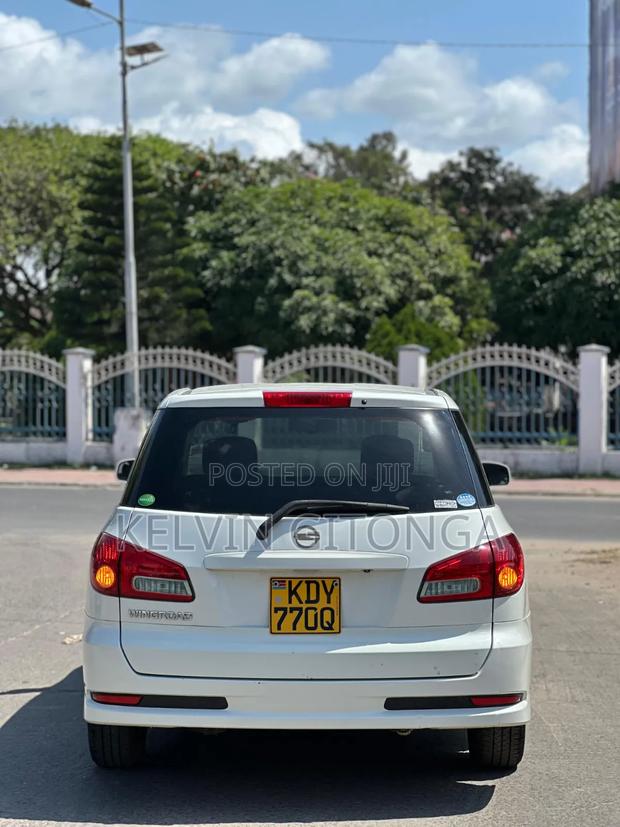 Nissan Advan 2019 White