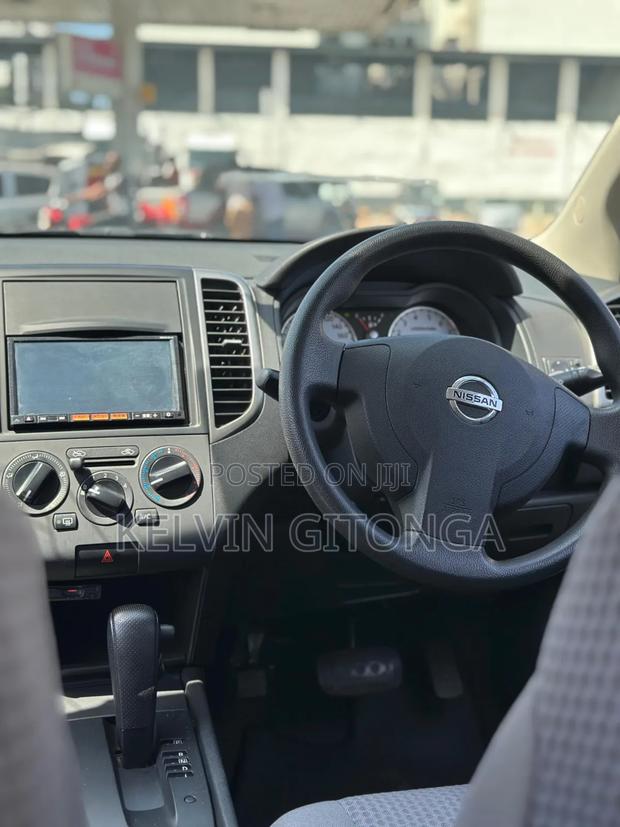 Nissan Advan 2019 White