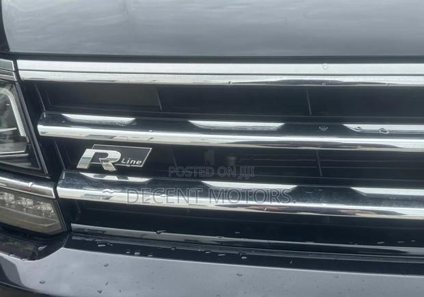 Volkswagen Tiguan 2019 Black